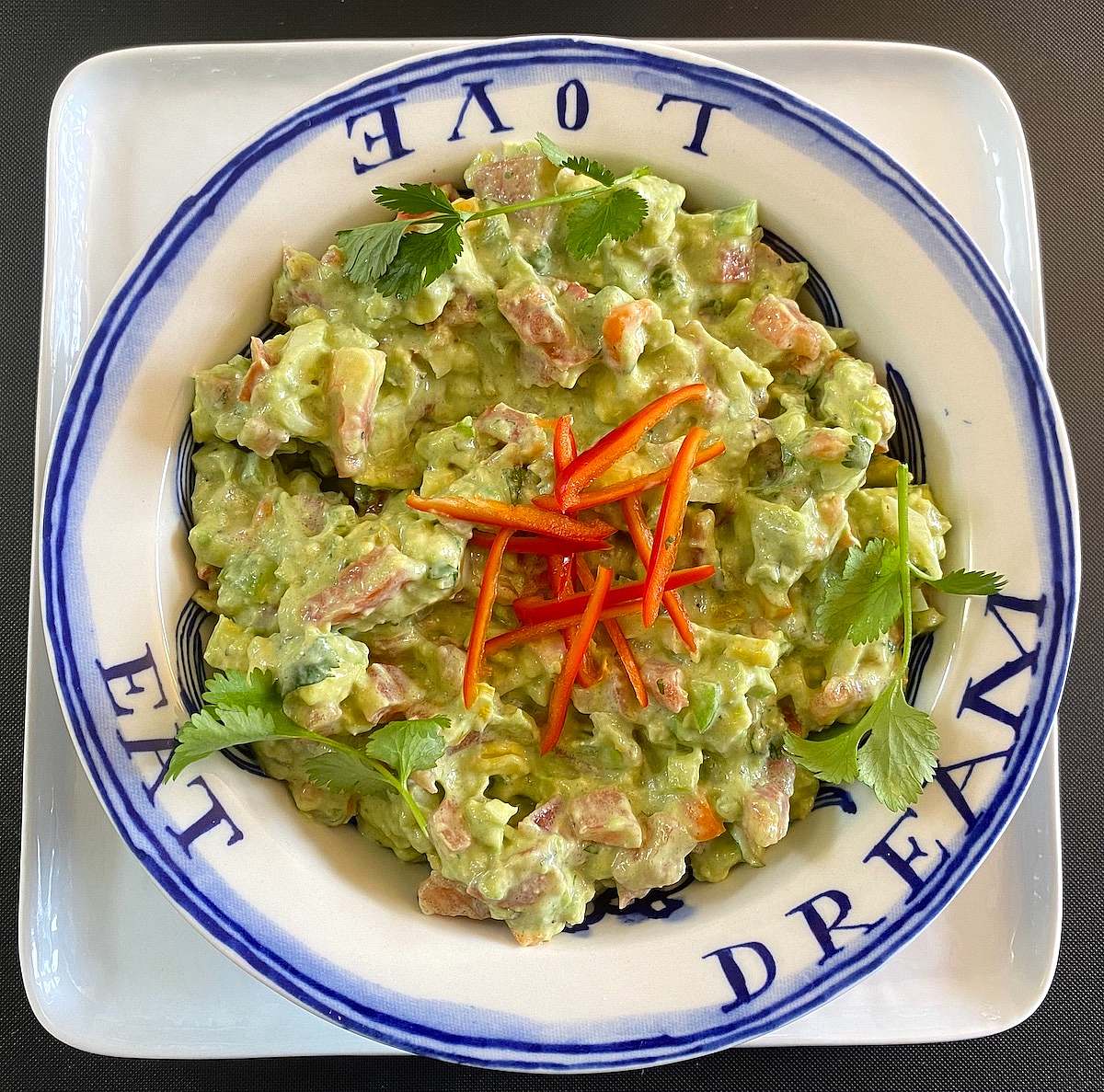 Creamy Healthy Guacamole with Greek Yogurt – Fresh & Easy in Minutes